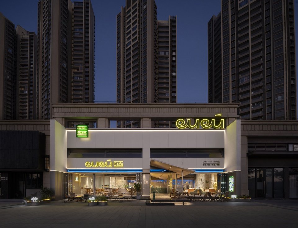 EUEU 餐饮店，广东惠州 / SORA