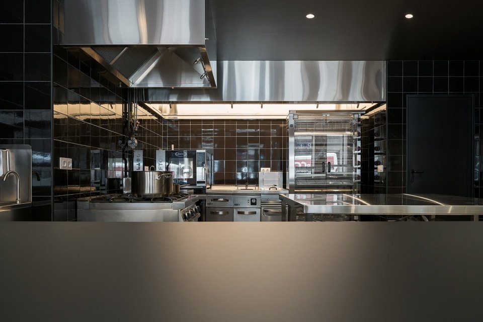 “Homemade food to take away”快餐店,西班牙 / Nan Arquitectos “Homemade food to take away”快餐店,西班牙 / Nan Arquitectos