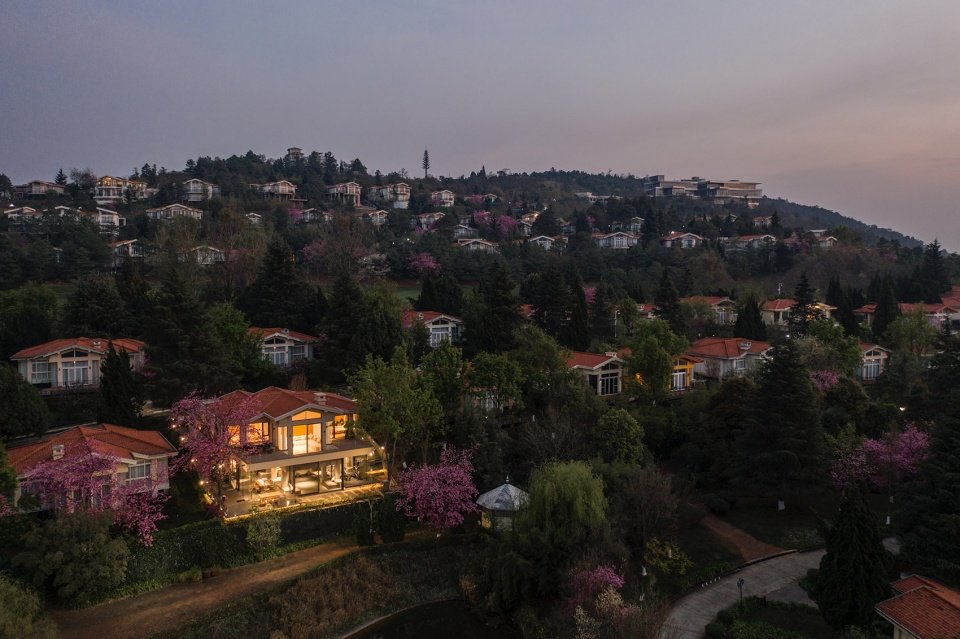 泥土的温度 – 向下扎根的家，昆明 / KiKi 建筑设计事务所