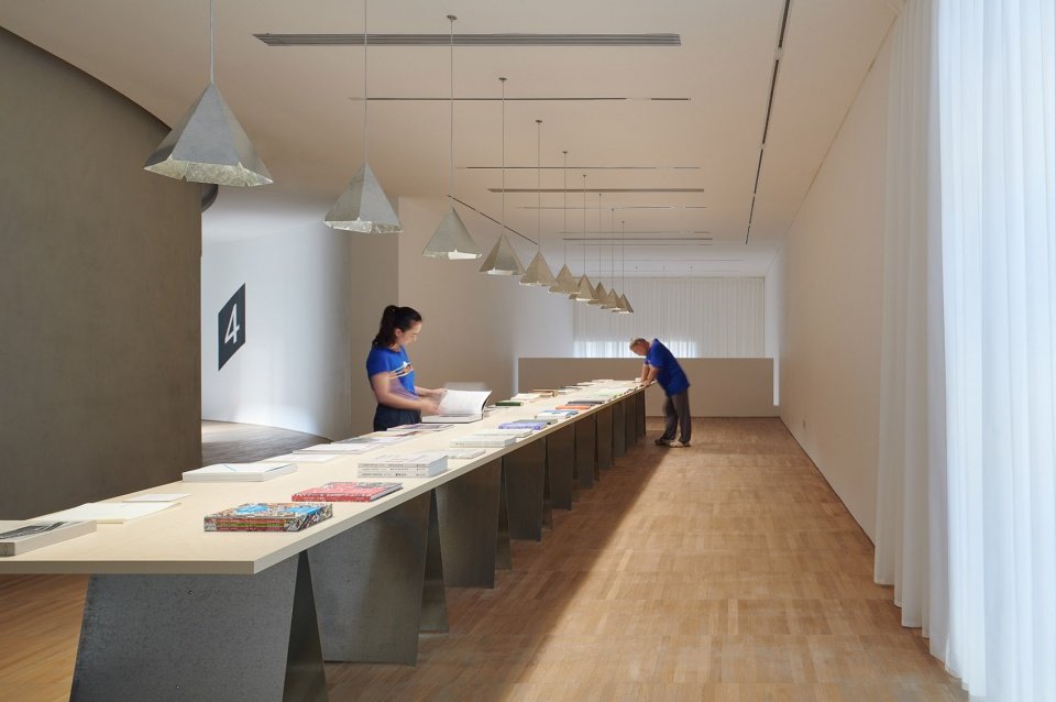 阿那亚卷宗书店和友谊书展，秦皇岛 / 亘建筑事务所