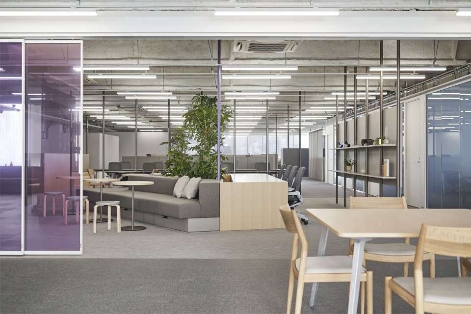 LLINE 办公空间,日本 / SAKUMAESHIMA LLINE 办公空间,日本 / SAKUMAESHIMA