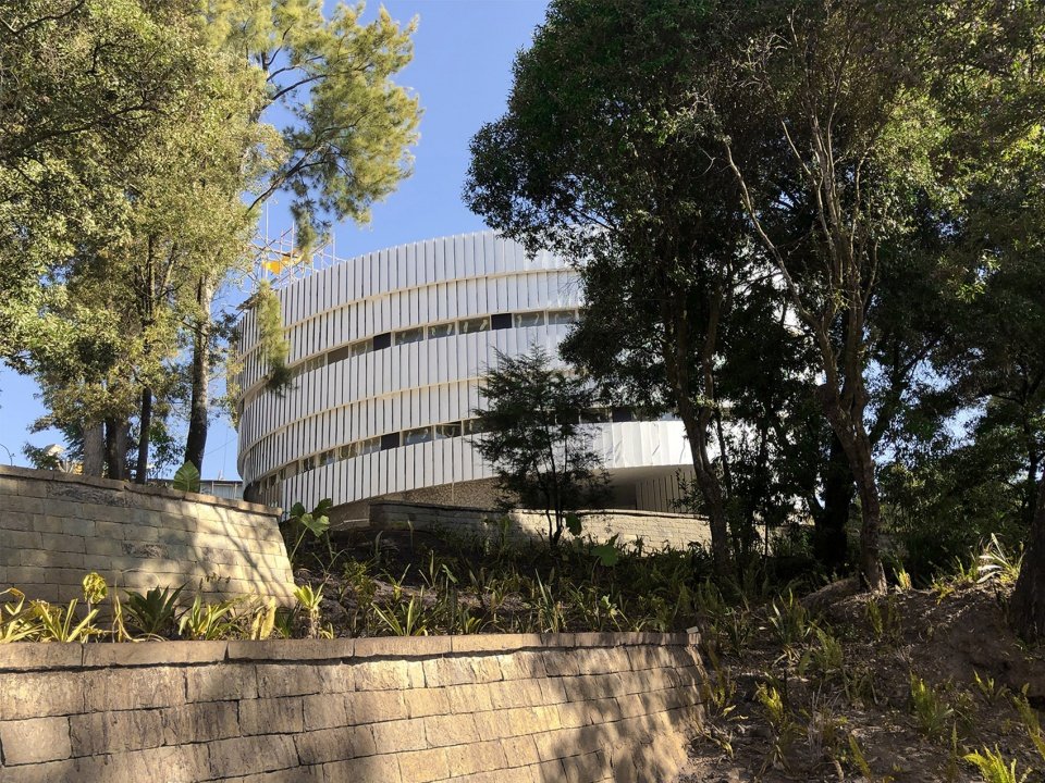梅莱斯·泽纳维纪念公园，埃塞俄比亚 / Studio Other Spaces