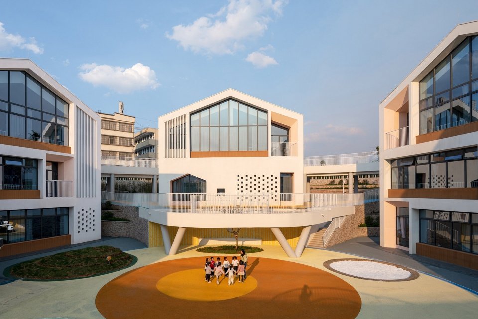 普洱市思茅区幼儿园南部分园，云南 / 华南理工大学建筑设计研究院有限公司，陶郅工作室