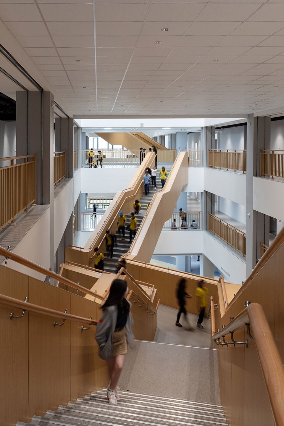 HIS 杭州国际学校 / 朱培栋 -line+ 建筑事务所 & gad HIS 杭州国际学校 / 朱培栋 -line+ 建筑事务所 & gad