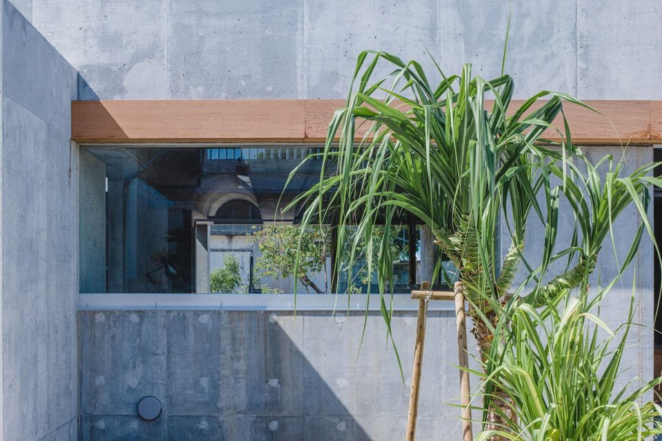 志坚原住宅，日本冲绳 / Studio Cochi Architects