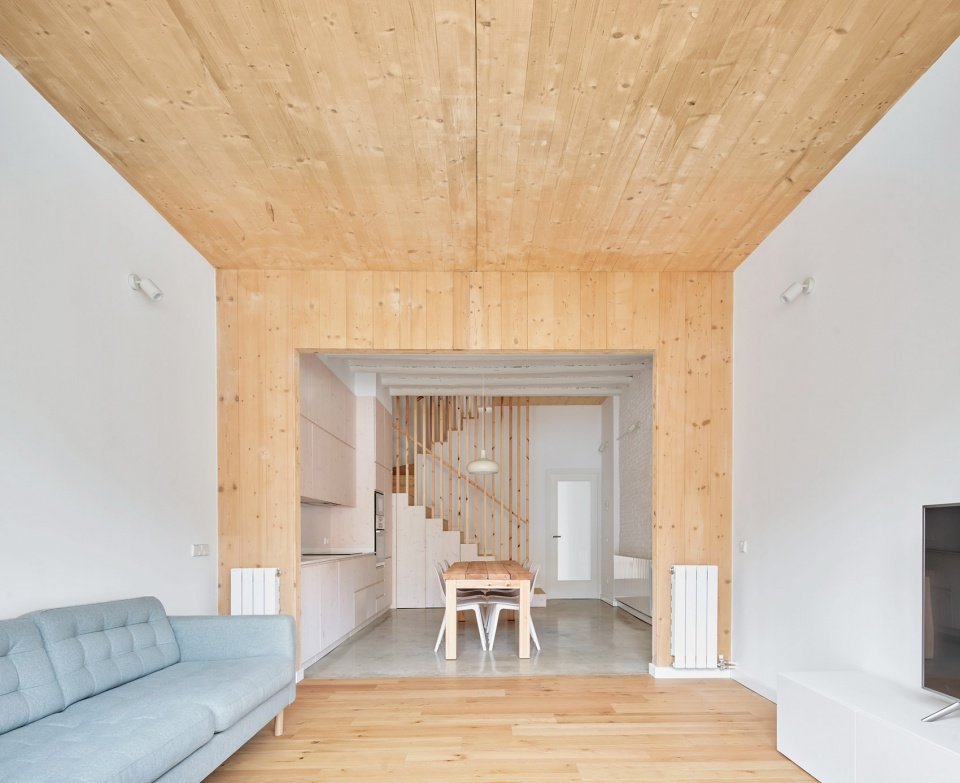 95PLA 特拉萨联排住宅翻新扩建，巴塞罗那 / Vallribera Arquitectes
