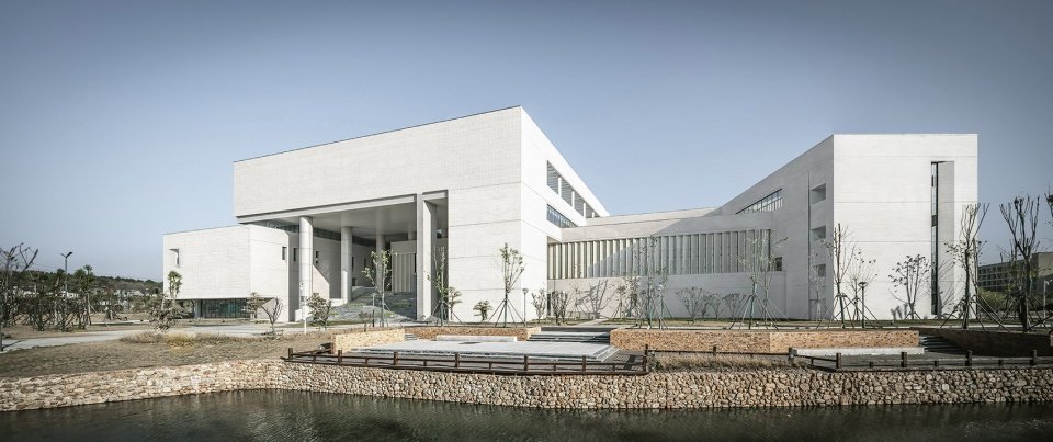 京山市图书档案馆,湖北荆门 / 华中科技大学匠作工作室,武汉华中科大建筑规划设计研究院有限公司 京山市图书档案馆,湖北荆门 / 华中科技大学匠作工作室,武汉华中科大建筑规划设计研究院有限公司