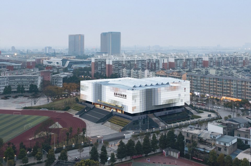 龙泉中学体育馆,成都 / 中国建筑西南设计研究院有限公司 龙泉中学体育馆,成都 / 中国建筑西南设计研究院有限公司