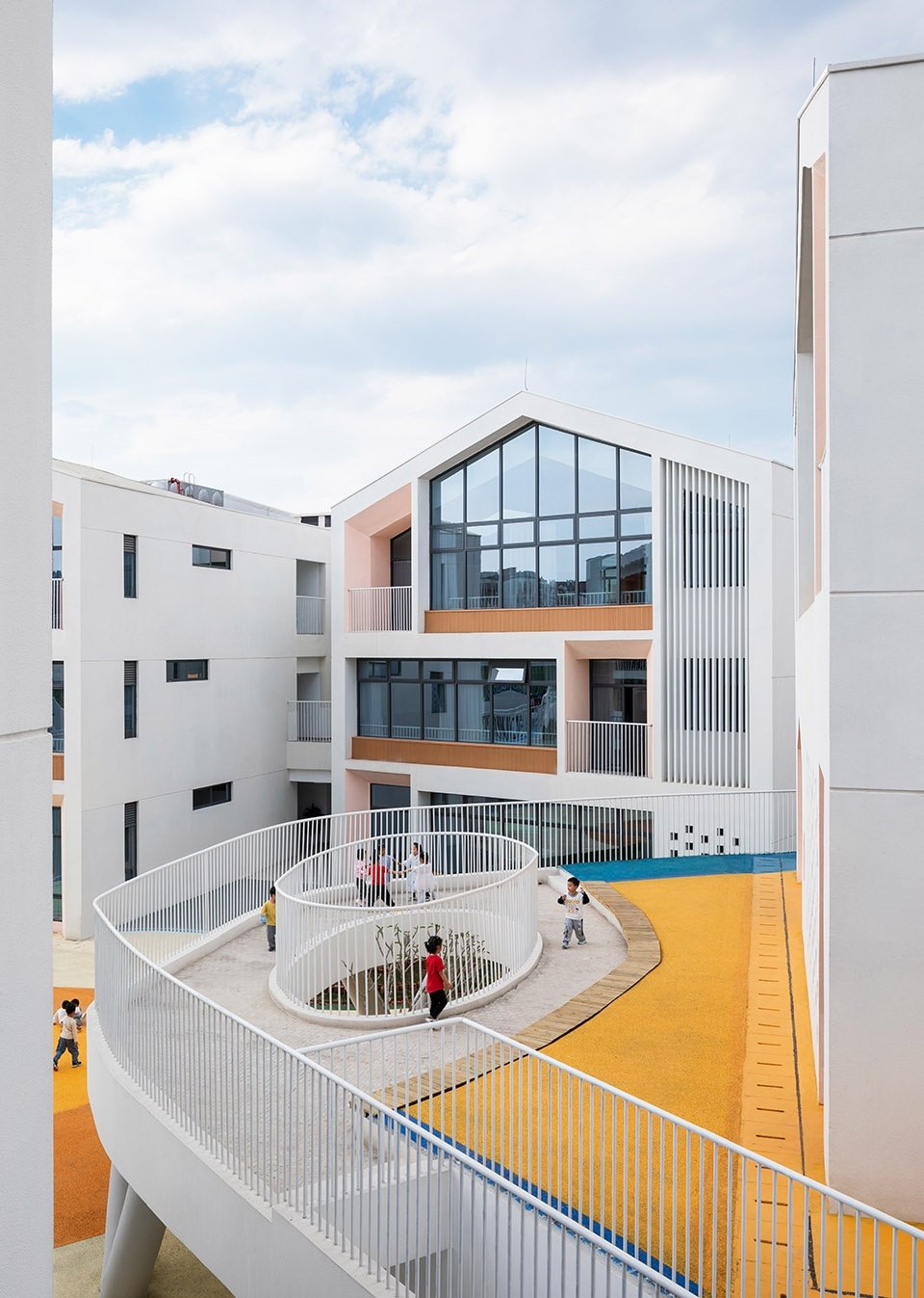 普洱市思茅区幼儿园南部分园，云南 / 华南理工大学建筑设计研究院有限公司，陶郅工作室