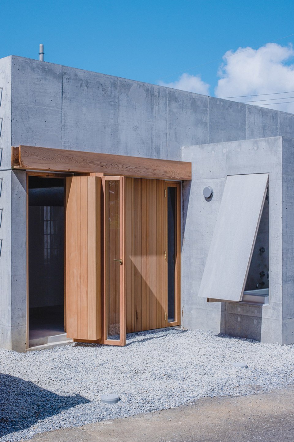 志坚原住宅，日本冲绳 / Studio Cochi Architects