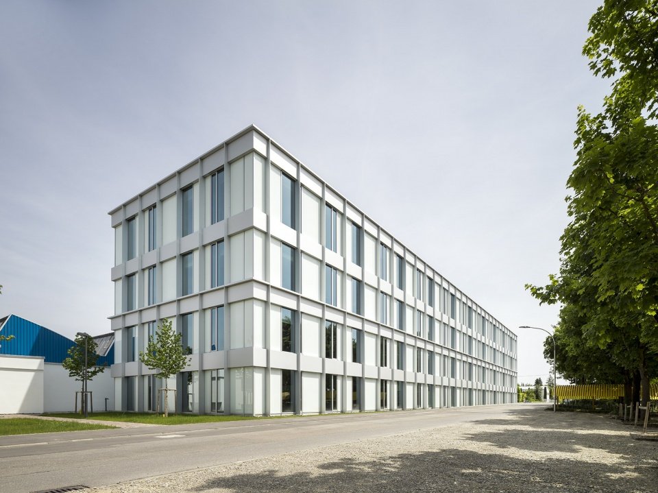 Uhlmann 办公楼，德国 / Barkow Leibinger