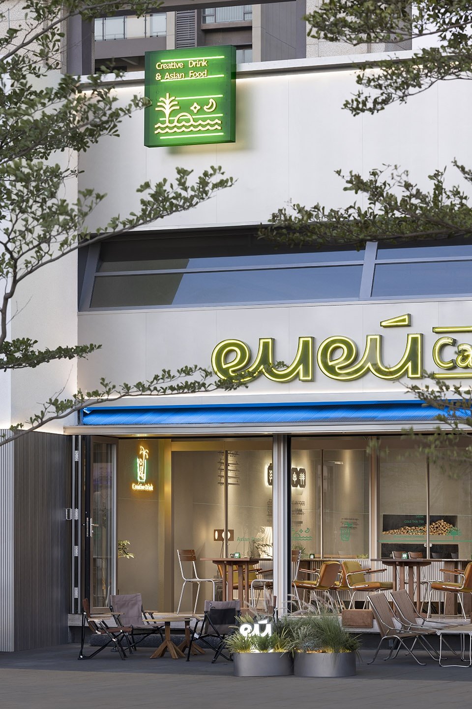 EUEU 餐饮店，广东惠州 / SORA