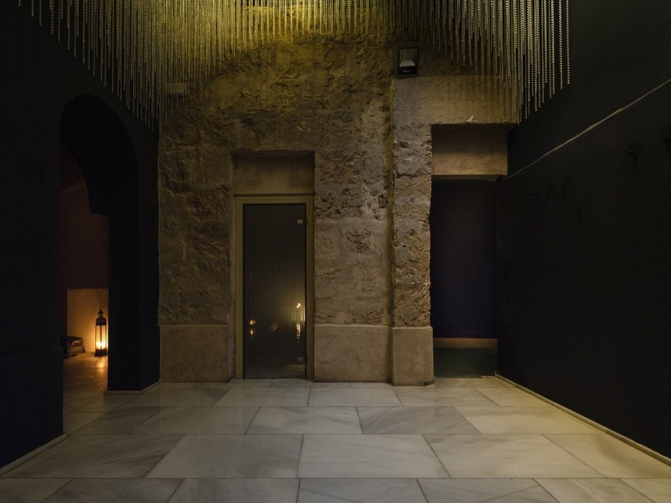 安达鲁西亚浴场，西班牙 / WaterScales arquitectos