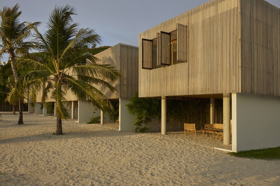 Innit Lombok 海滨酒店，印尼 / Andra Martin and d‘associates