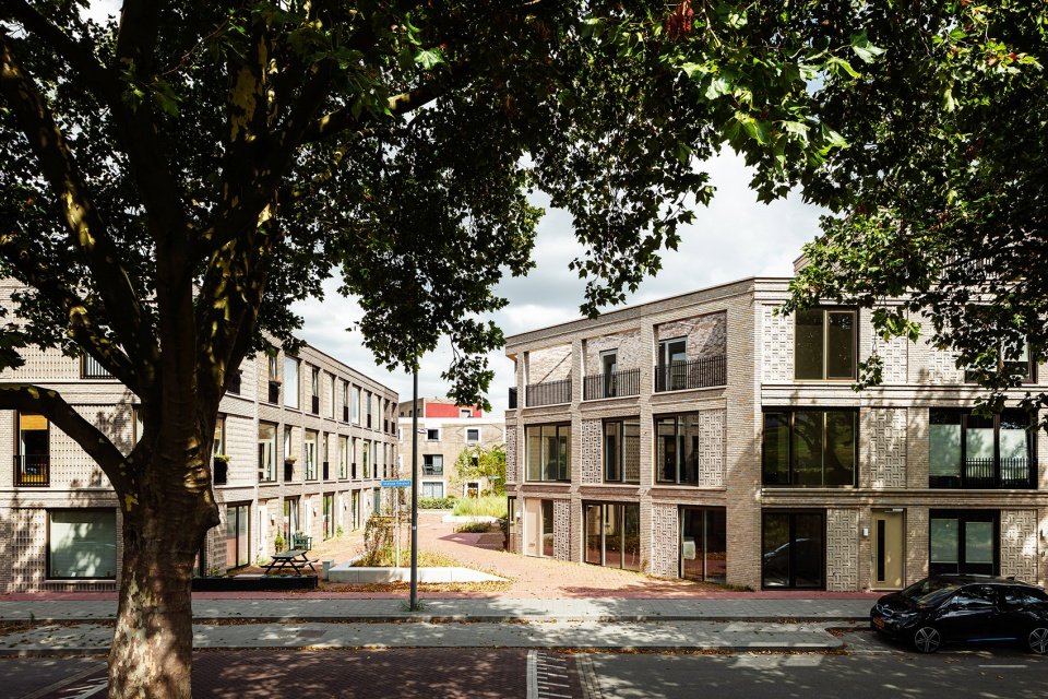 The Hudsons 住宅楼,荷兰 / Orange Architects The Hudsons 住宅楼,荷兰 / Orange Architects