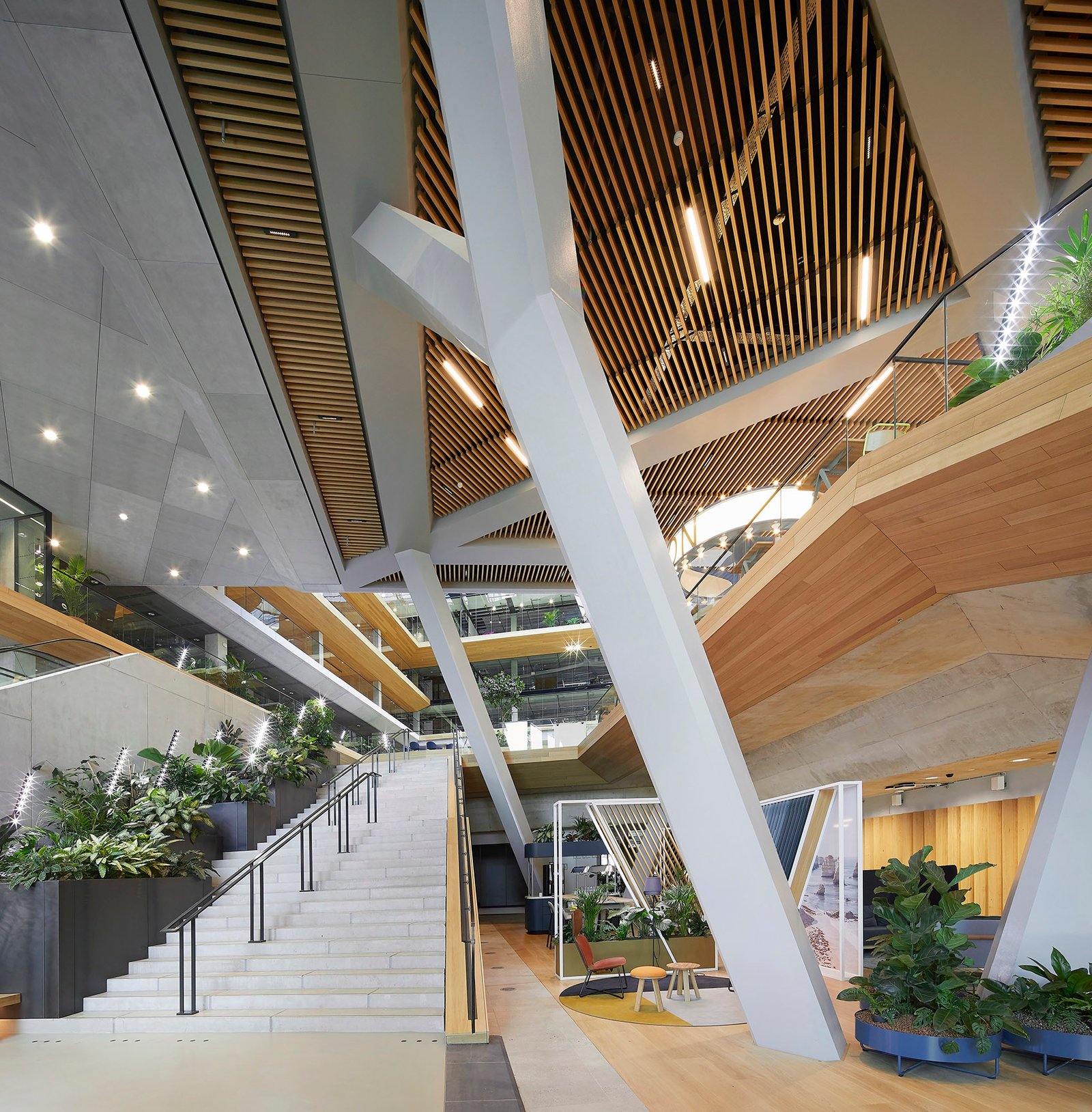 Booking.com 城市园区，阿姆斯特丹 / UNStudio + HofmanDujardin