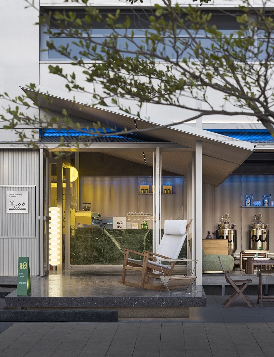 EUEU 餐饮店，广东惠州 / SORA