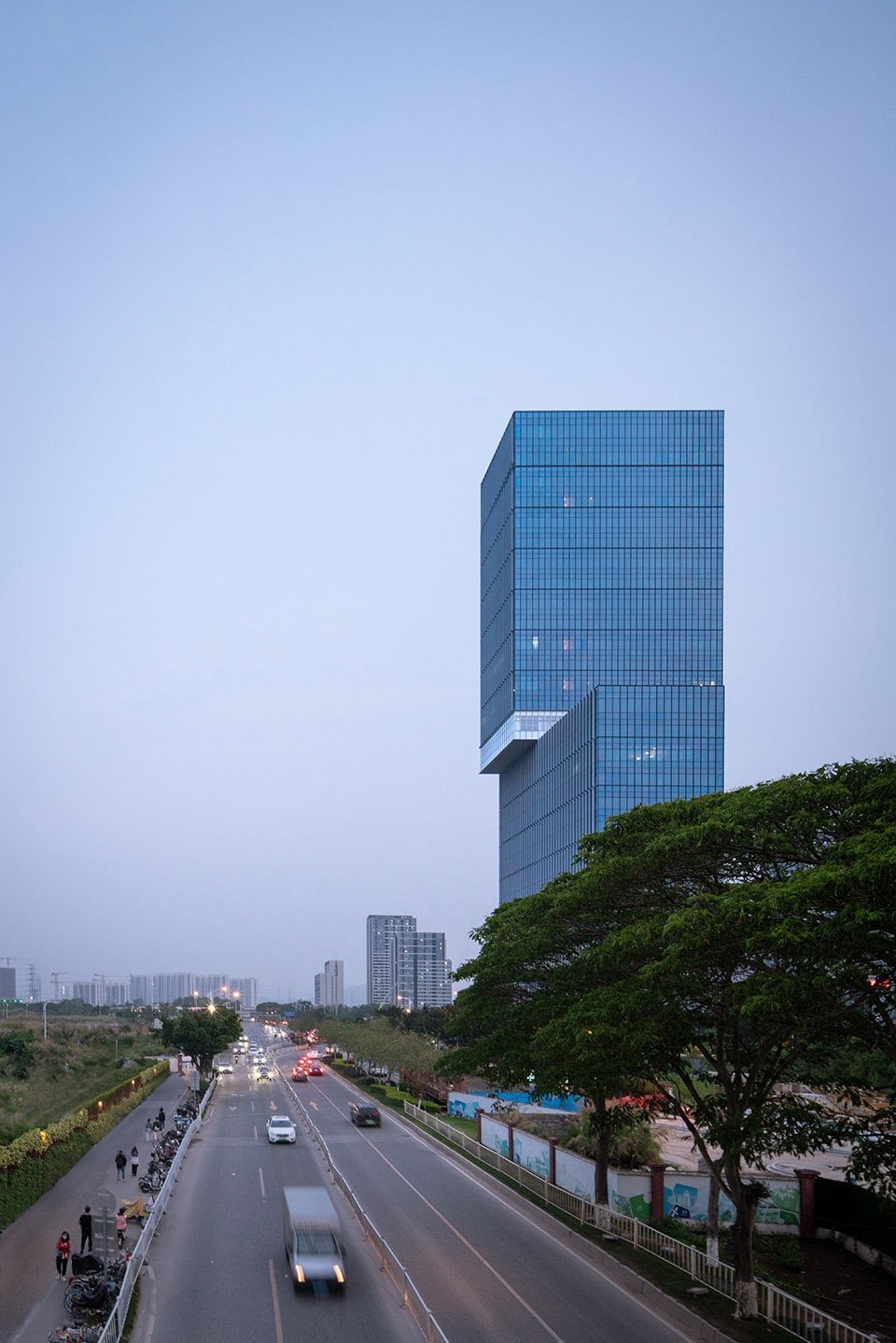 广州南站发现广场 / XAA 建筑事务所