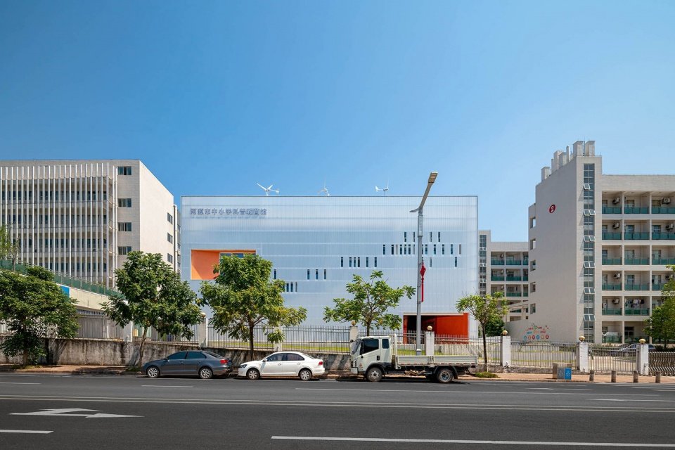“月光宝盒”– 河源市中小学科普教育馆，广东 / 华南理工大学建筑设计研究院有限公司 陶郅工作室