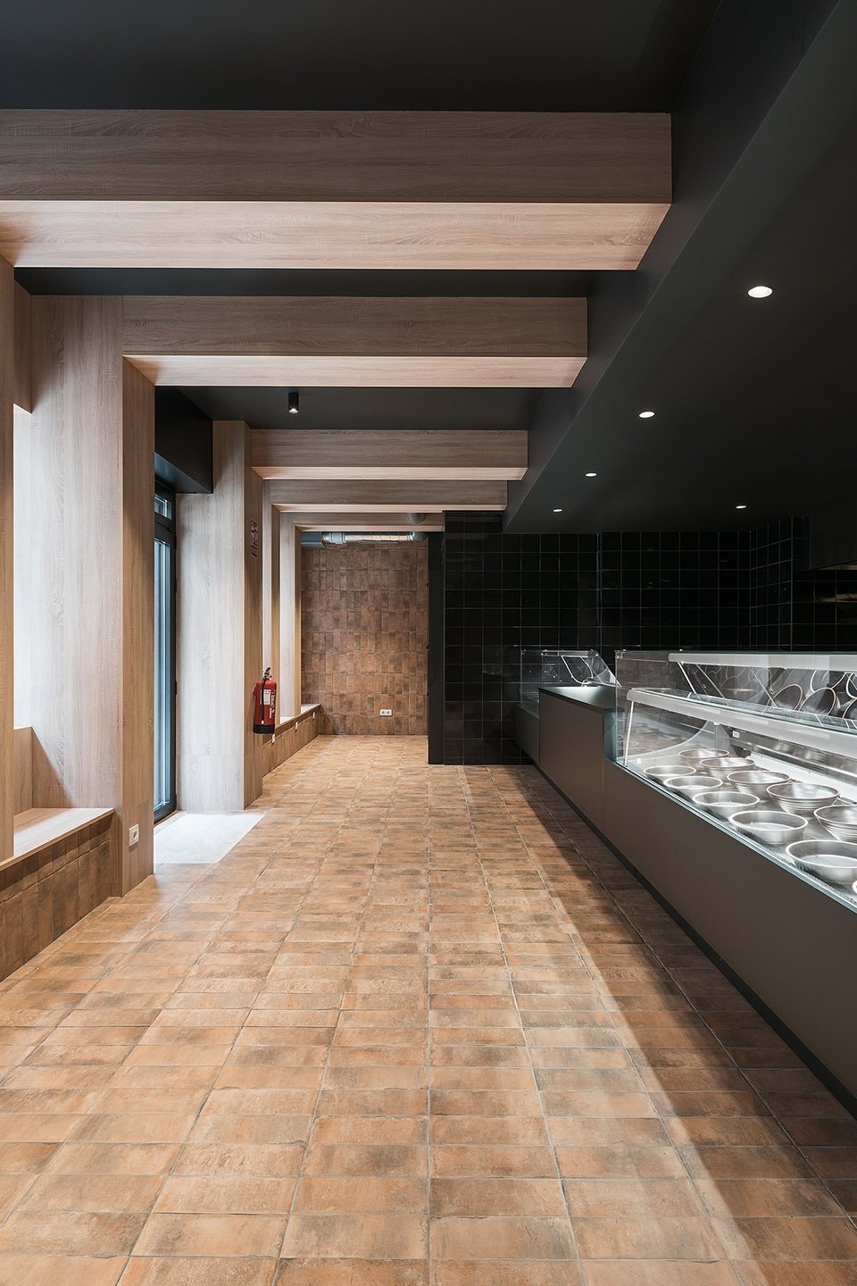 “Homemade food to take away”快餐店,西班牙 / Nan Arquitectos “Homemade food to take away”快餐店,西班牙 / Nan Arquitectos