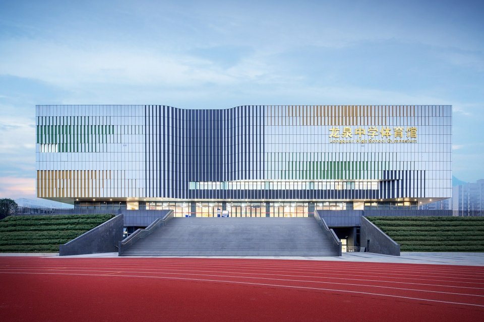 龙泉中学体育馆,成都 / 中国建筑西南设计研究院有限公司 龙泉中学体育馆,成都 / 中国建筑西南设计研究院有限公司