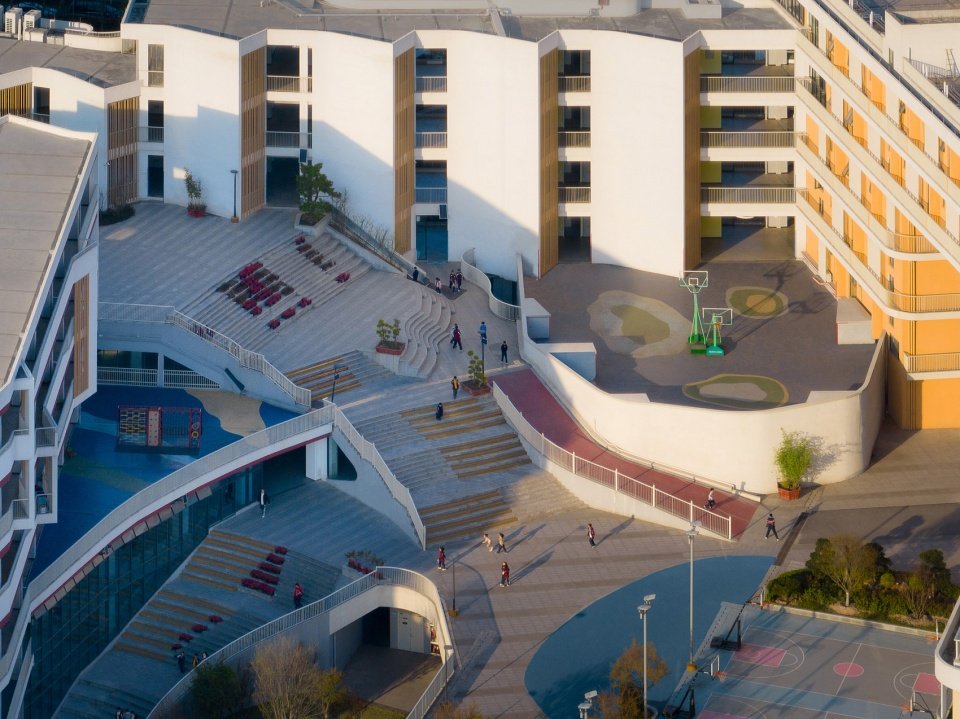 义乌市艺术学校新校区 / 浙江大学建筑设计研究院