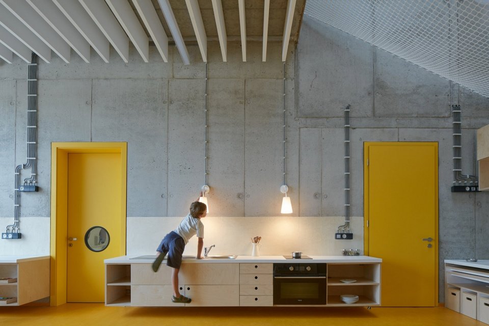 Montessori 幼儿园扩建,捷克 / Mjölk architekti + Projektový atelier David Montessori 幼儿园扩建,捷克 / Mjölk architekti + Projektový atelier David