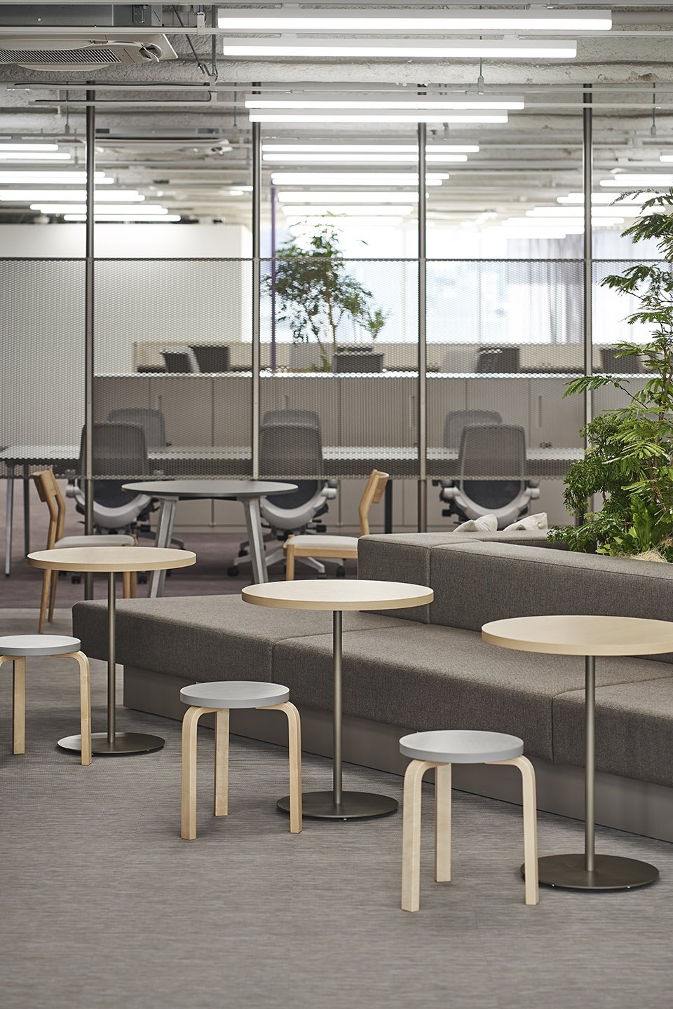 LLINE 办公空间,日本 / SAKUMAESHIMA LLINE 办公空间,日本 / SAKUMAESHIMA