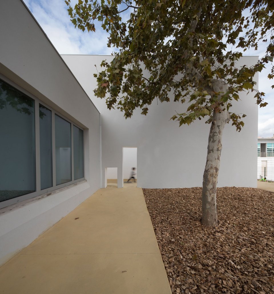 EB 36 学校加建改造,葡萄牙 / José Adrião Arquitectos EB 36 学校加建改造,葡萄牙 / José Adrião Arquitectos