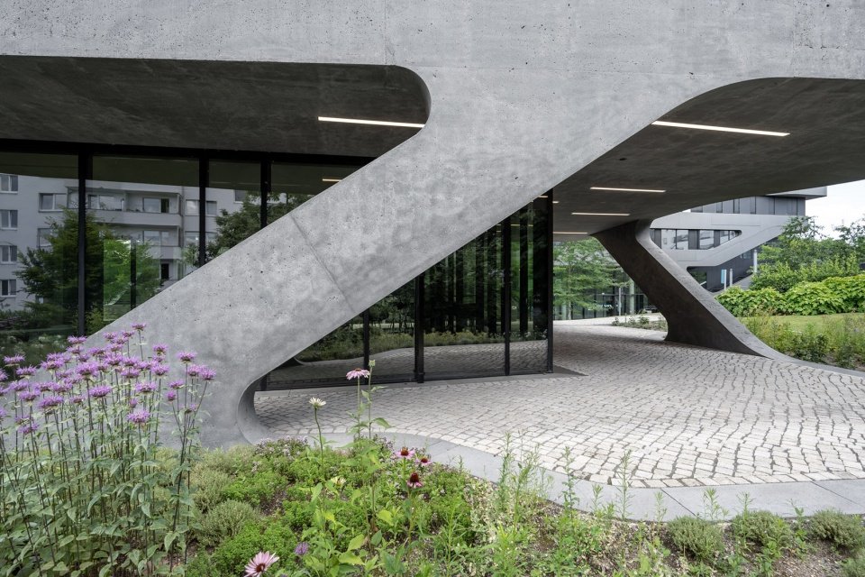 FOM 大学的新社交空间，德国 / J.MAYER.H