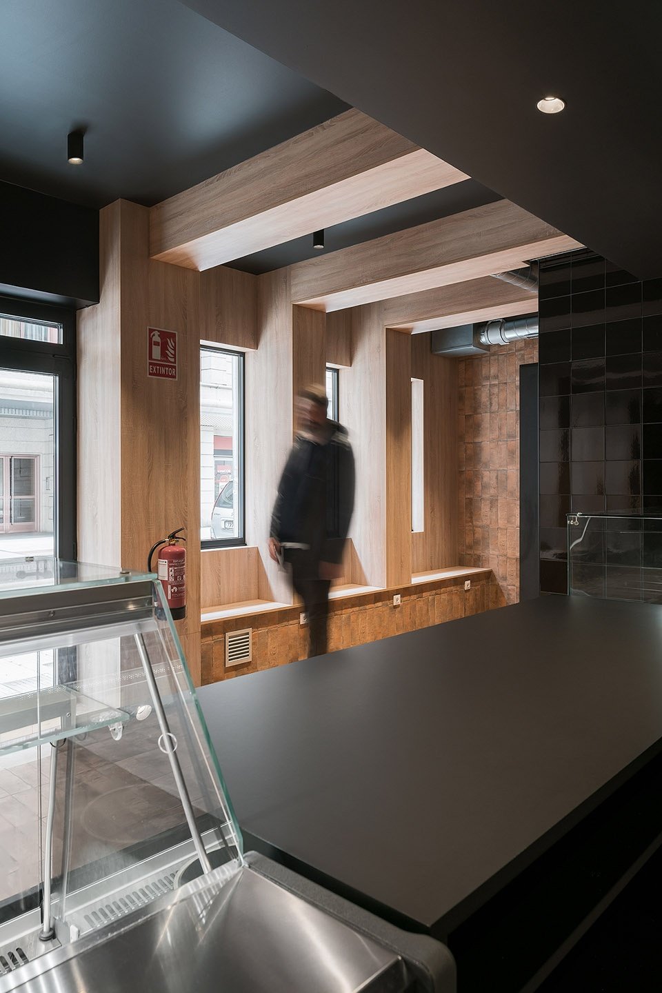 “Homemade food to take away”快餐店,西班牙 / Nan Arquitectos “Homemade food to take away”快餐店,西班牙 / Nan Arquitectos