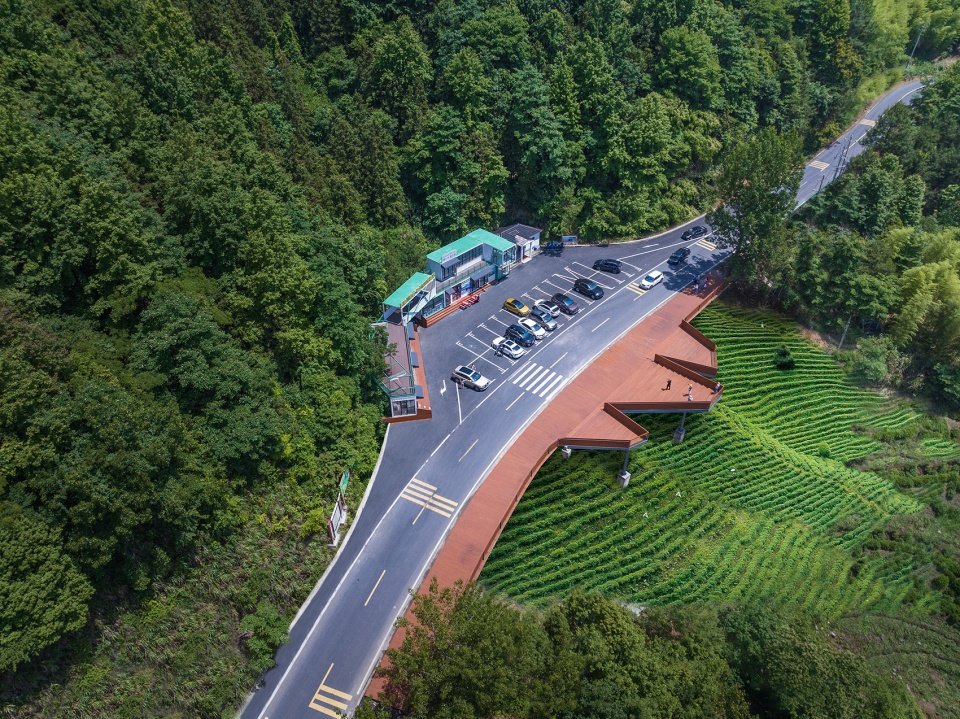 皖南川藏线青龙湾观湖驿站，安徽宁国 / MEDG 现工设计