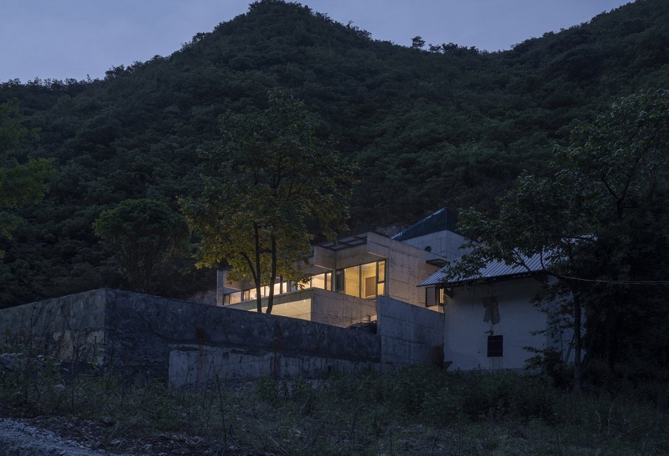 崖之家，十堰 / 郦文曦建筑事务所