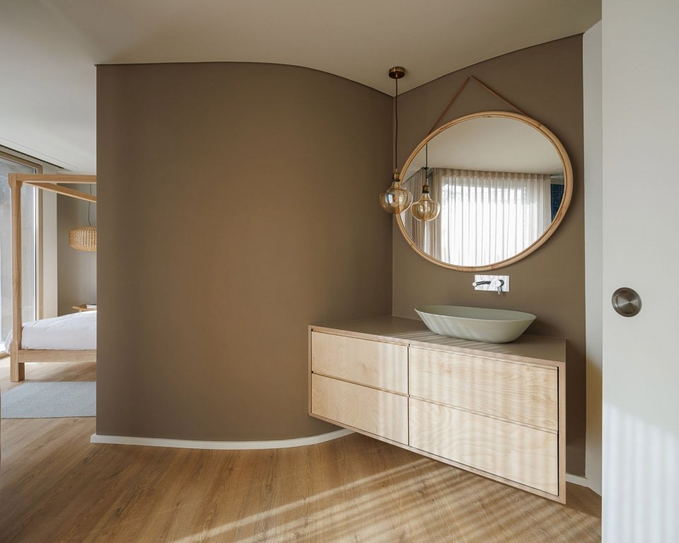 “花瓣庭院”住宅，波尔图 / Sandra Micaela Casinha Atelier