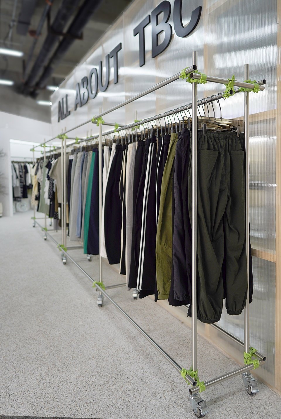 TBC 买手店，天津 / LLLOOK STUDIO