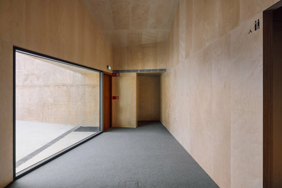 Casal Saloio 乡村房屋改造，葡萄牙 / Miguel Marcelino