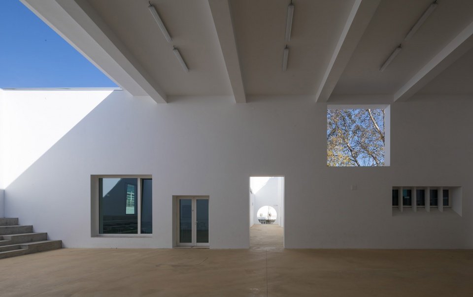 EB 36 学校加建改造,葡萄牙 / José Adrião Arquitectos EB 36 学校加建改造,葡萄牙 / José Adrião Arquitectos