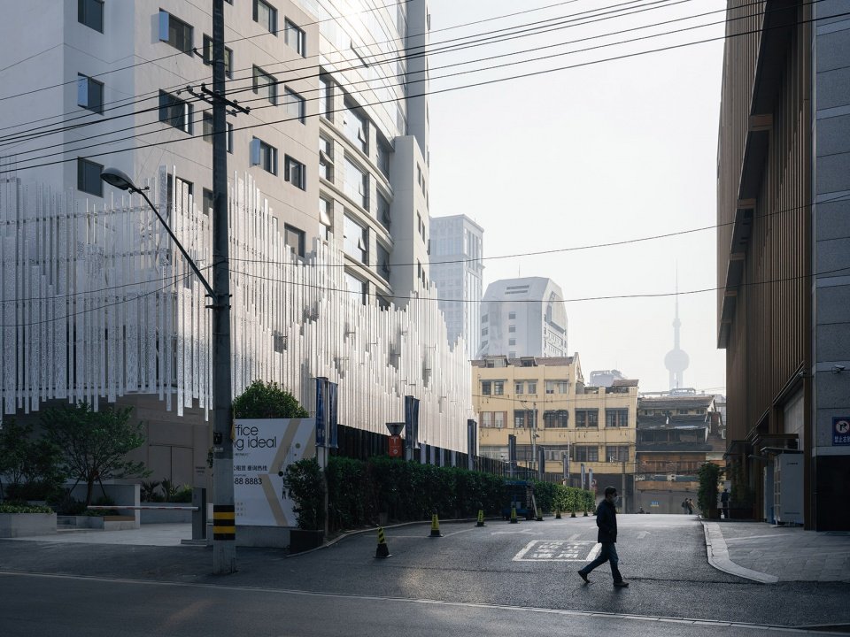 钢雨：德必上海书城 WE 改造设计 / Wutopia Lab