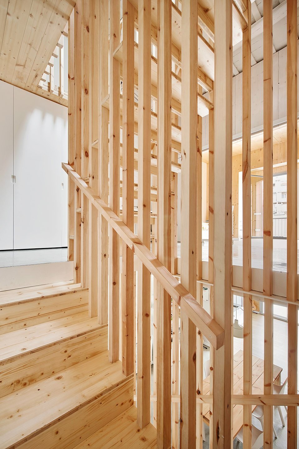 95PLA 特拉萨联排住宅翻新扩建，巴塞罗那 / Vallribera Arquitectes