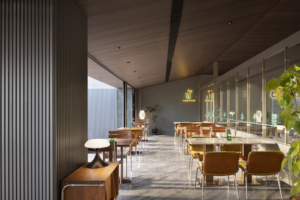 EUEU 餐饮店，广东惠州 / SORA