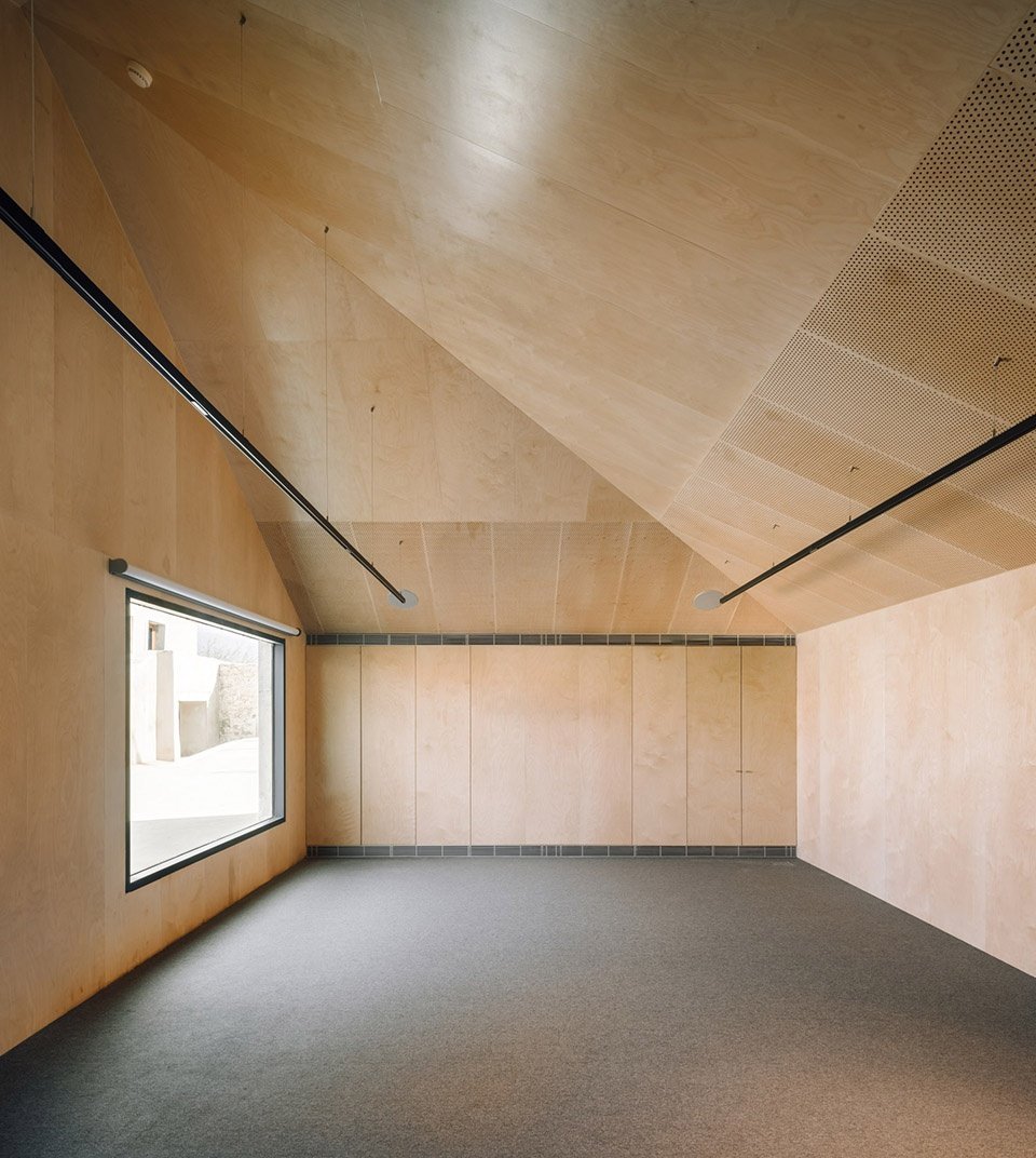 Casal Saloio 乡村房屋改造，葡萄牙 / Miguel Marcelino