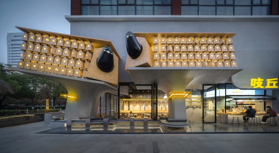 吱丘制面所 + 咖啡，武汉 / 华中科技大学建规学院 + 青·微舍工作室