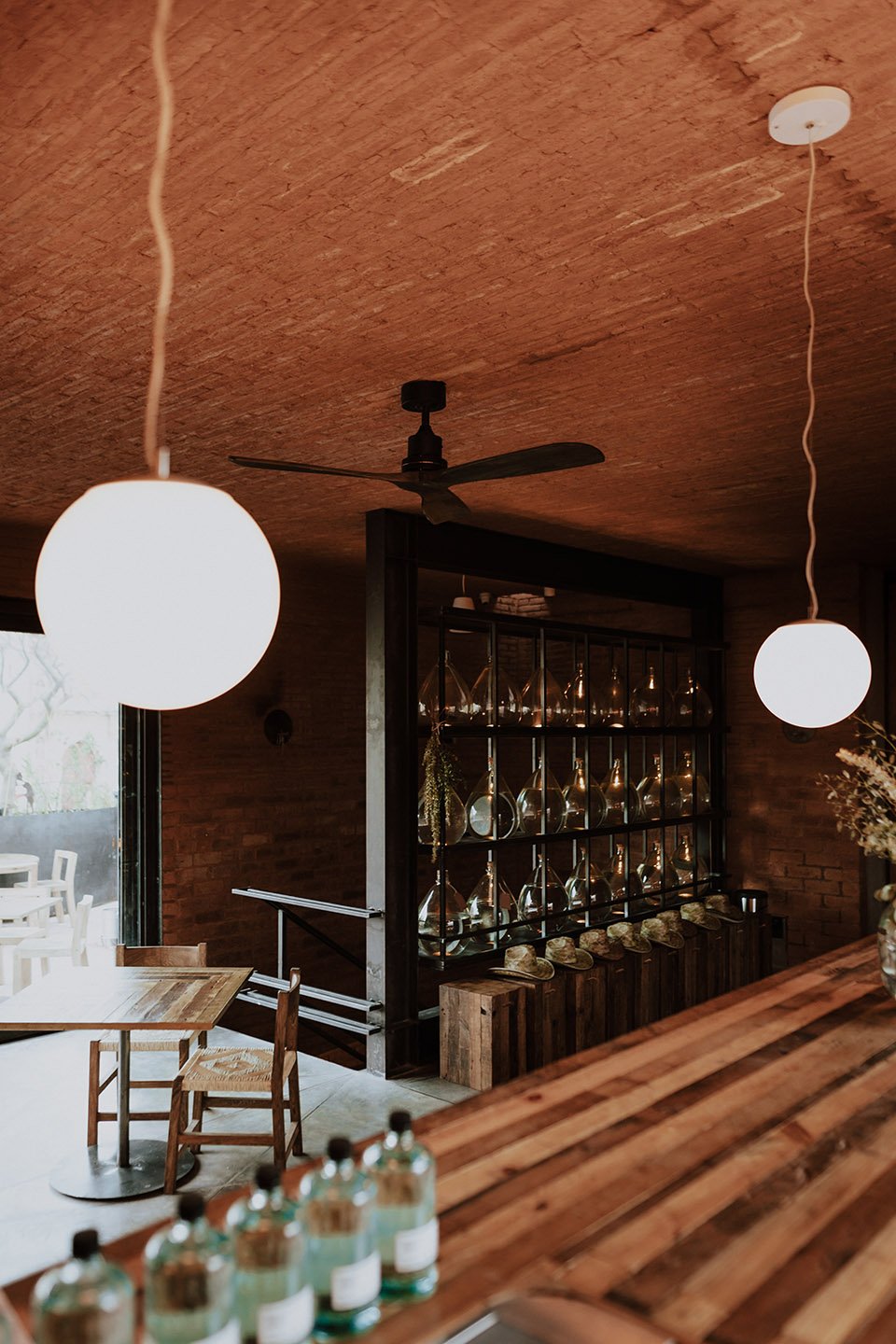 Cobarde 酒吧餐厅,墨西哥 / Rootstudio Cobarde 酒吧餐厅,墨西哥 / Rootstudio