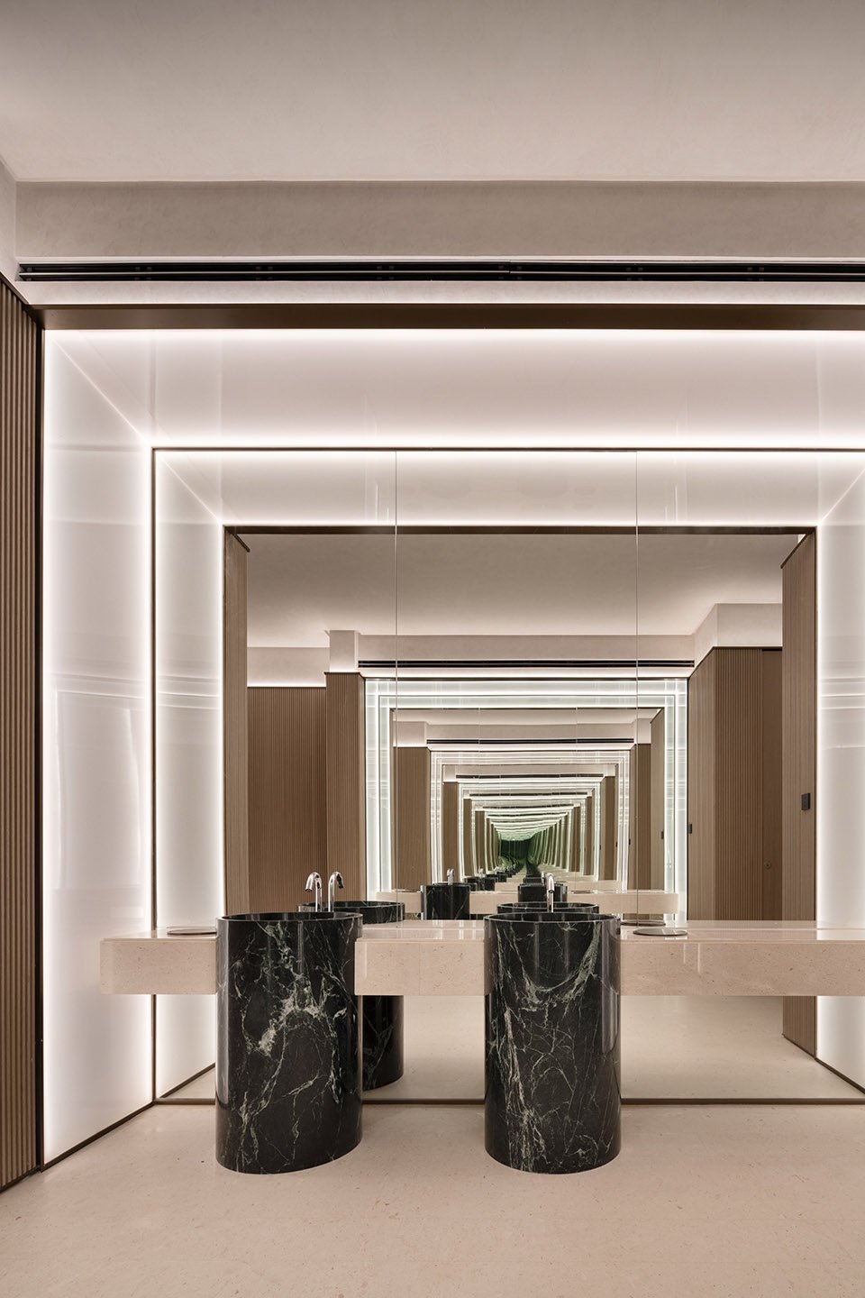 城际酒店,深圳 / 朱周设计 城际酒店,深圳 / 朱周设计