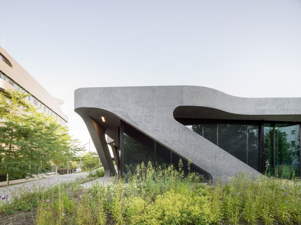 FOM 大学的新社交空间，德国 / J.MAYER.H