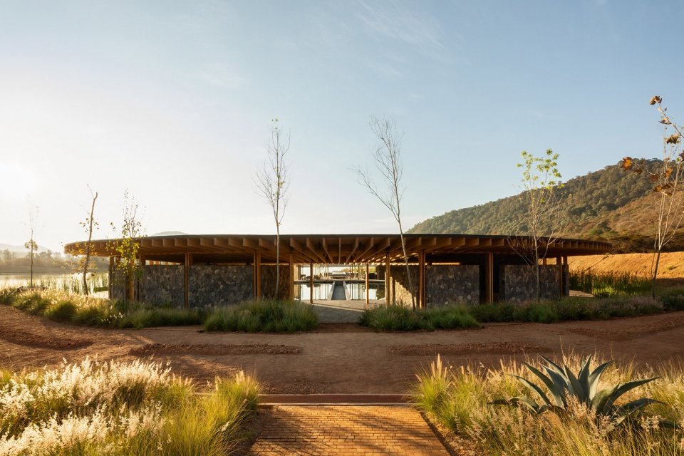Valle San Nicolás 俱乐部，墨西哥 / Sordo Madaleno Arquitectos