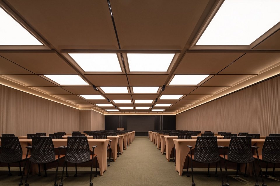 城际酒店,深圳 / 朱周设计 城际酒店,深圳 / 朱周设计