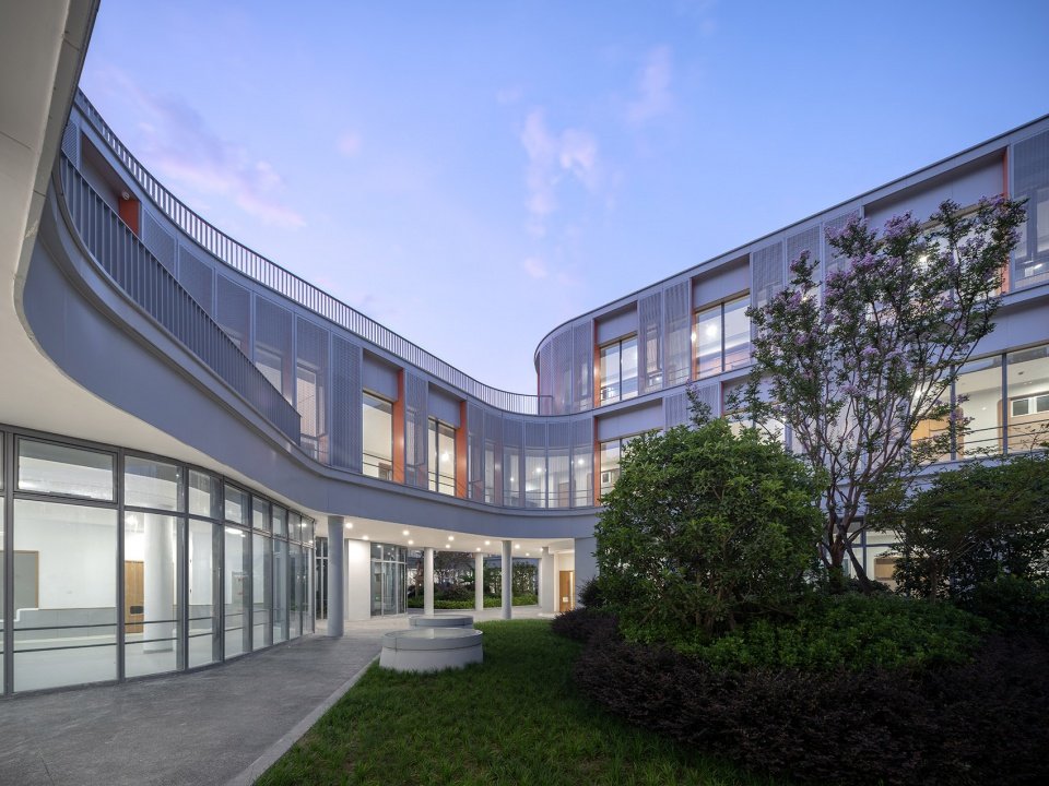 杭州市滨江区东方郡幼儿园江晖分园 / 浙江大学建筑设计研究院