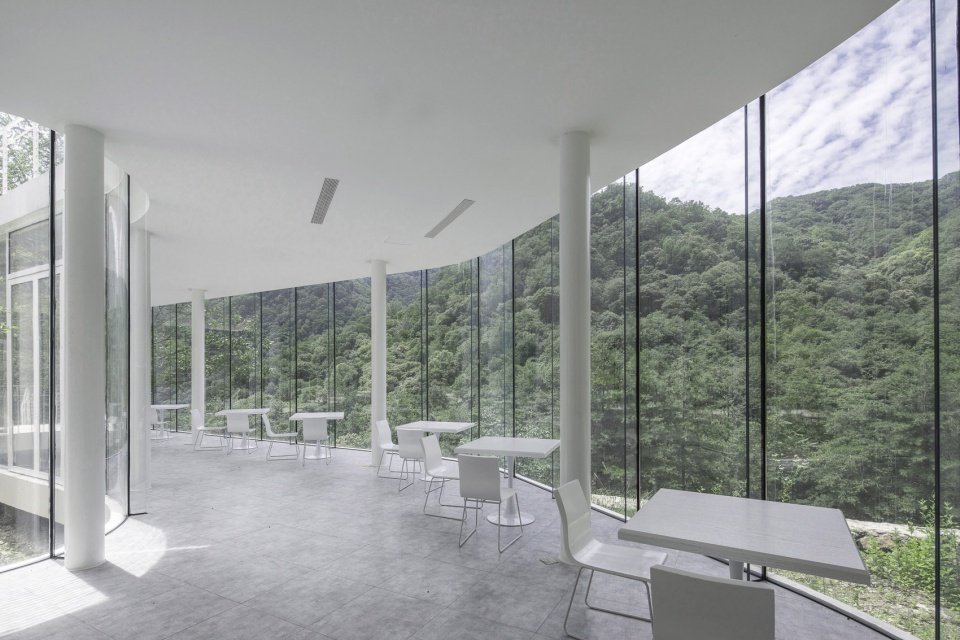 秦岭宿集 空山九帖书店·王维的寂寞、山果落餐厅 / STUDIO QI