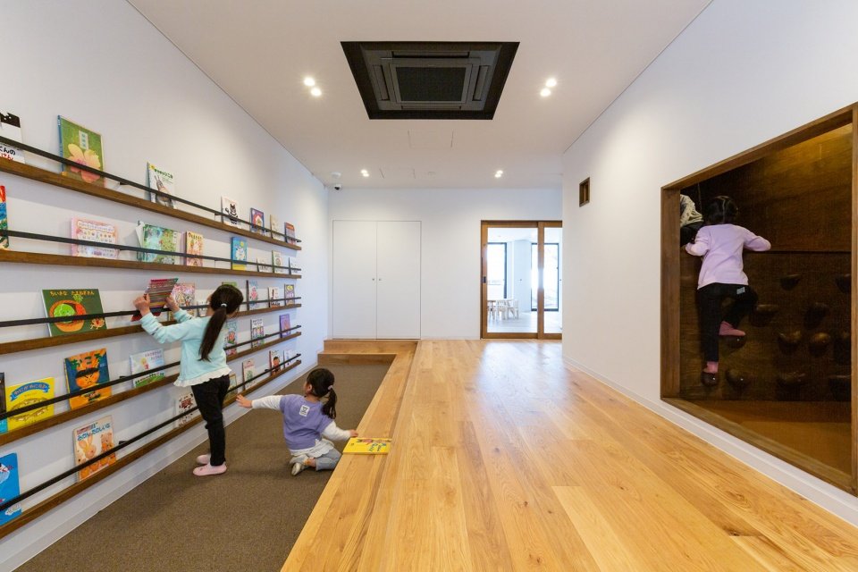 UB 幼儿园,日本 / HIBINOSEKKEI + Youji no Shiro + KIDS DESIGN LABO UB 幼儿园,日本 / HIBINOSEKKEI + Youji no Shiro + KIDS DESIGN LABO